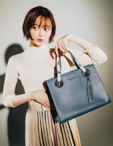 玉城ティナ×Samantha Vega コラボバッグ好評発売中!!