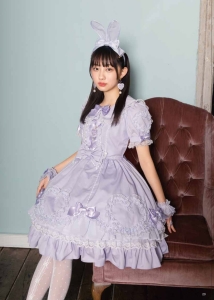 雫瀬永紡、別冊spoon.Vol.80 Angelic Pretty 2023 Spring Collectionに登場